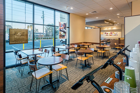 Panera_Dining_Room_03_Low_Resolution_2100px_Q8