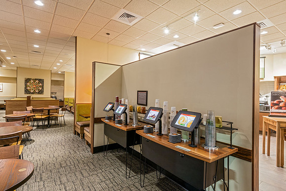 Panera_Dining_Room_01_Low_Resolution_2100px_Q8
